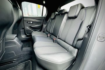 Voertuigafbeelding 15