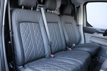 Voertuigafbeelding 12