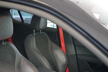 Voertuigafbeelding 44