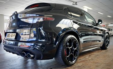 Voertuigafbeelding 6