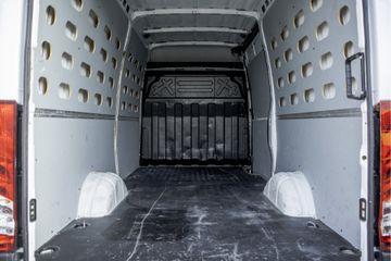 Voertuigafbeelding 8