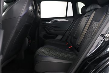 Voertuigafbeelding 35