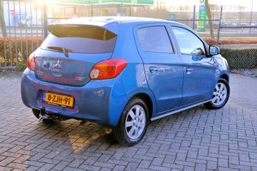 Voertuigafbeelding 2