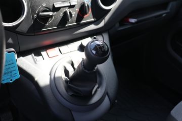 Voertuigafbeelding 7