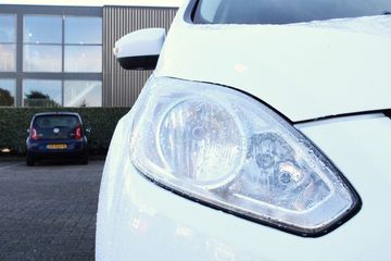 Voertuigafbeelding 5