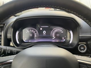 Voertuigafbeelding 26