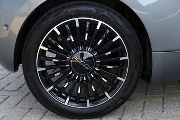 Voertuigafbeelding 8