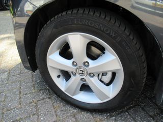 Voertuigafbeelding 12