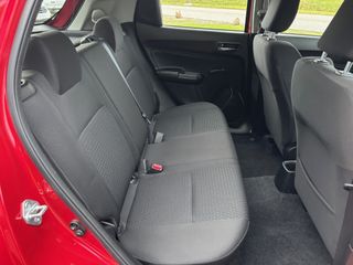 Voertuigafbeelding 12