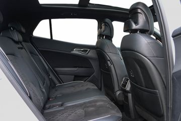 Voertuigafbeelding 12