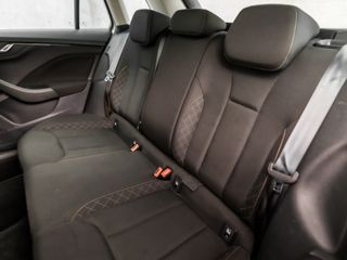 Voertuigafbeelding 14