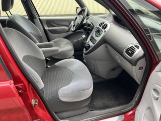 Voertuigafbeelding 14