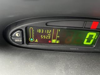 Voertuigafbeelding 8