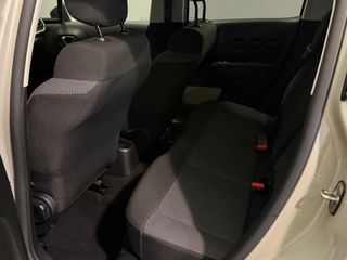 Voertuigafbeelding 7