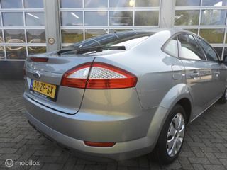 Voertuigafbeelding 6