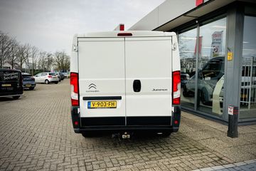 Voertuigafbeelding 8