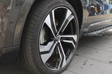 Voertuigafbeelding 3