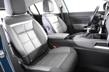 Voertuigafbeelding 2