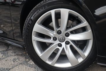 Voertuigafbeelding 11