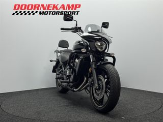 Voertuigafbeelding 3