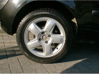 Voertuigafbeelding 5