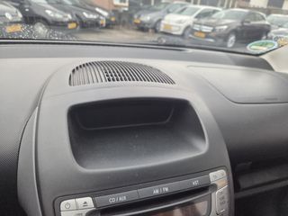 Voertuigafbeelding 12