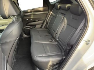 Voertuigafbeelding 12