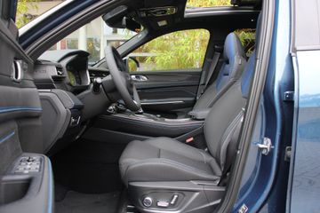 Voertuigafbeelding 4