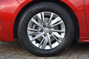 Voertuigafbeelding 24