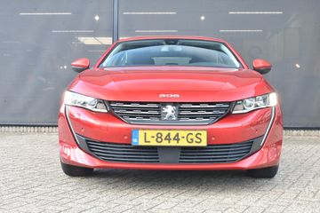 Voertuigafbeelding 3