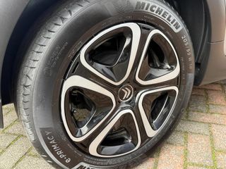 Voertuigafbeelding 29