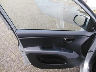 Voertuigafbeelding 7