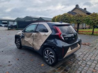 Voertuigafbeelding 4