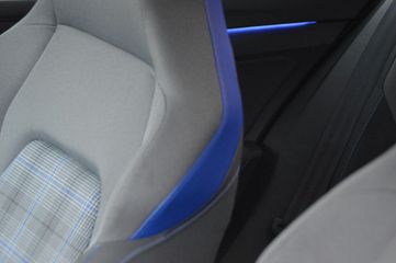 Voertuigafbeelding 83