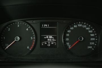 Voertuigafbeelding 13