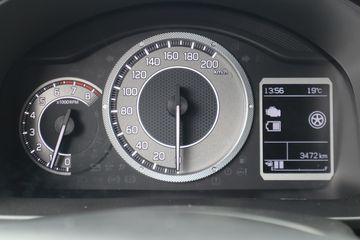 Voertuigafbeelding 7