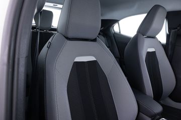 Voertuigafbeelding 4