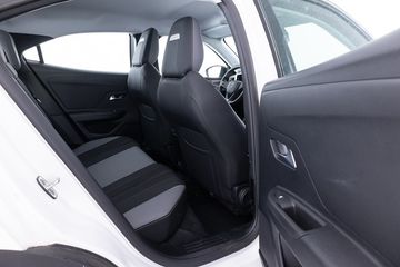 Voertuigafbeelding 6