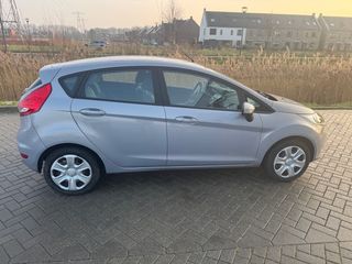 Voertuigafbeelding 2