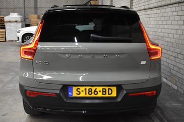 Voertuigafbeelding 8