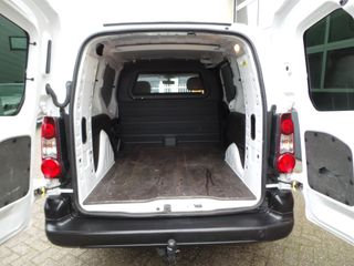 Voertuigafbeelding 17