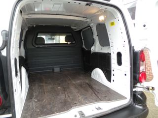 Voertuigafbeelding 18