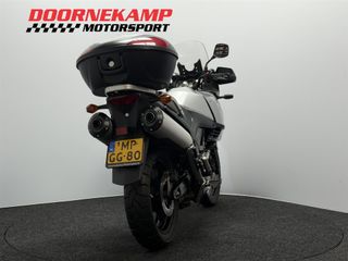 Voertuigafbeelding 13