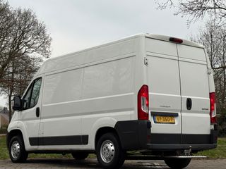 Voertuigafbeelding 2