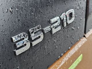 Voertuigafbeelding 12