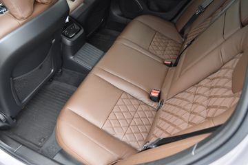 Voertuigafbeelding 38