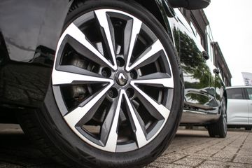 Voertuigafbeelding 13