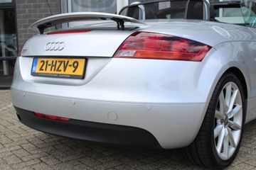 Voertuigafbeelding 21