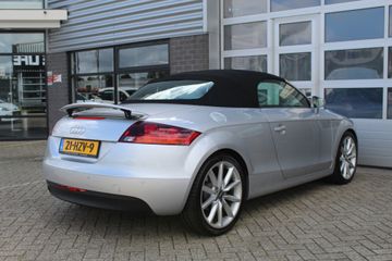 Voertuigafbeelding 30