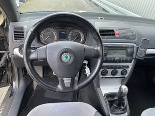 Voertuigafbeelding 3